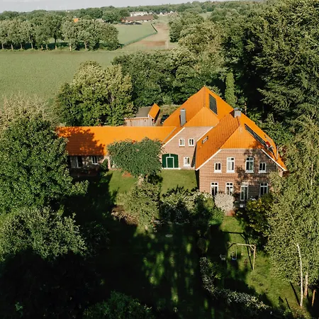 Modern With Charm And Swimming Pond Prázdninový dům Wiefelstede